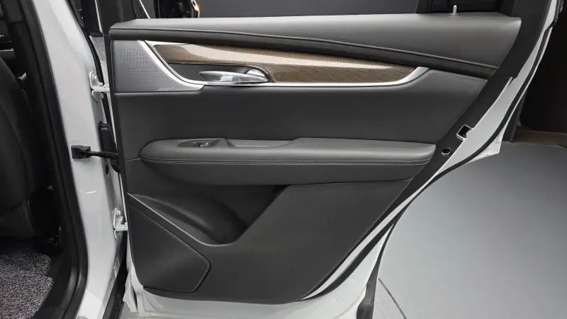 Cadillac XT6