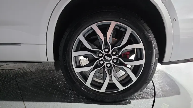Cadillac XT6