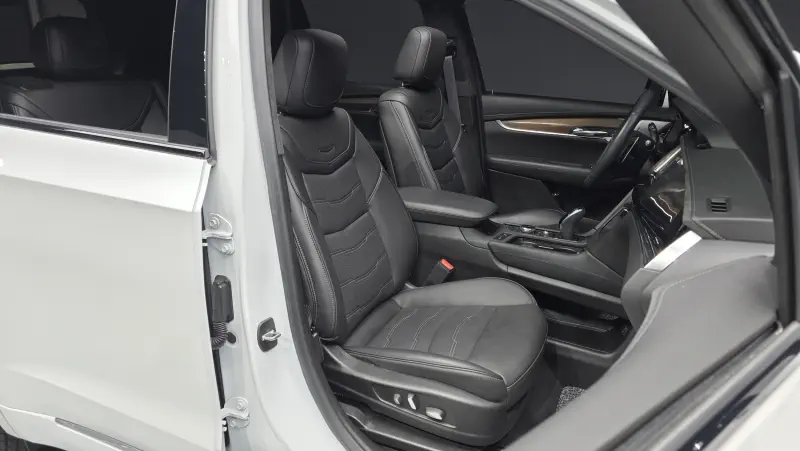 Cadillac XT6