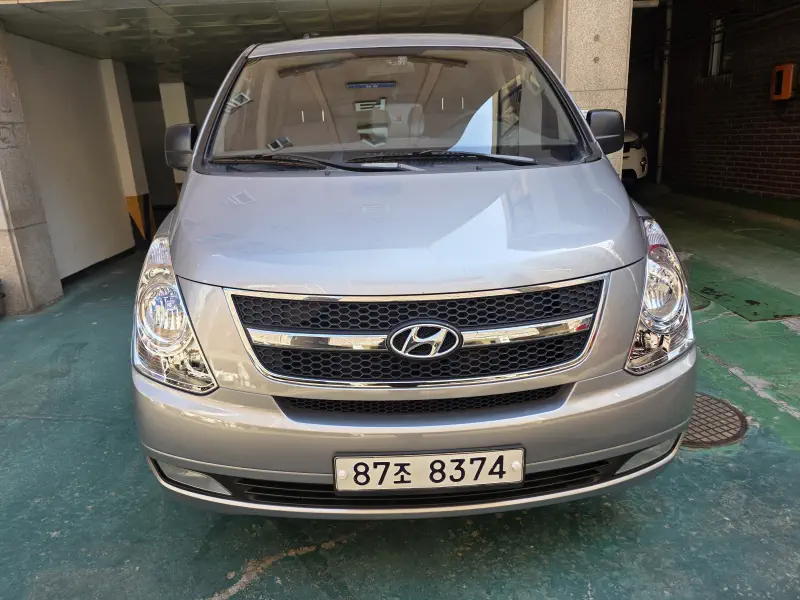 Hyundai Grand Starex
