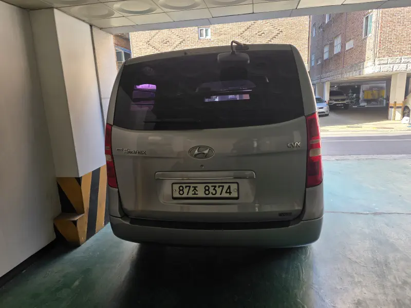Hyundai Grand Starex