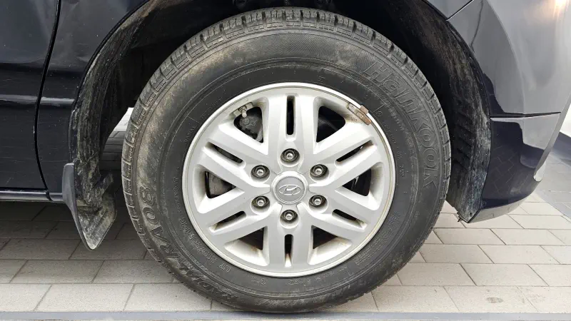 Hyundai Grand Starex