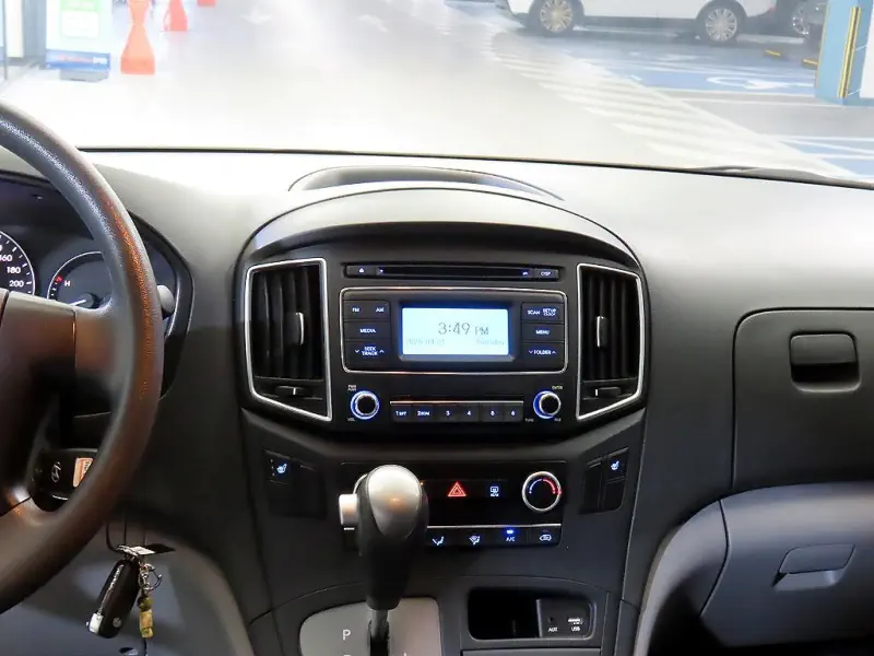 Hyundai Grand Starex
