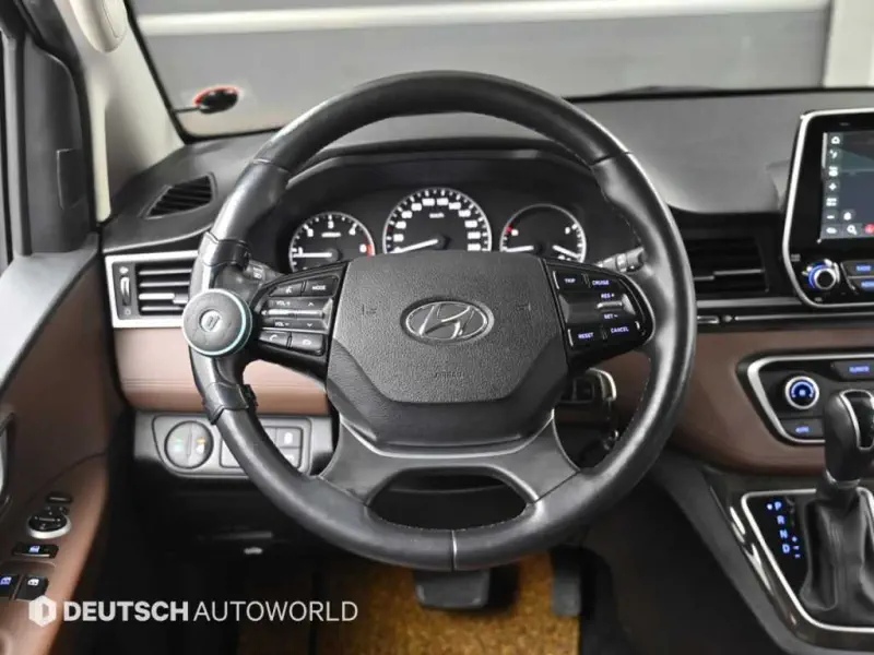 Hyundai Grand Starex