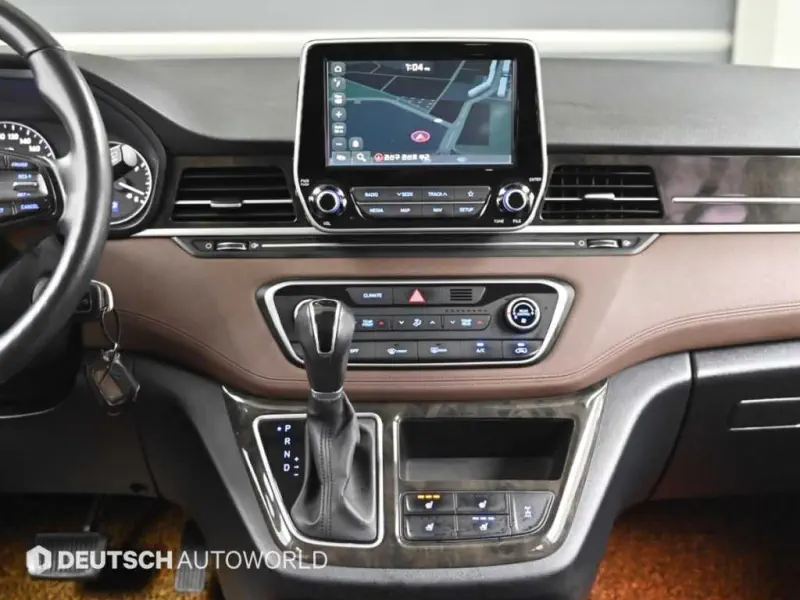 Hyundai Grand Starex