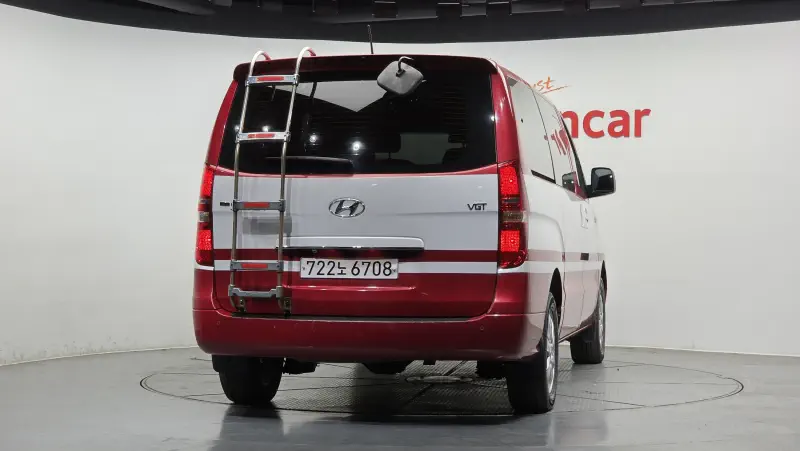 Hyundai Grand Starex