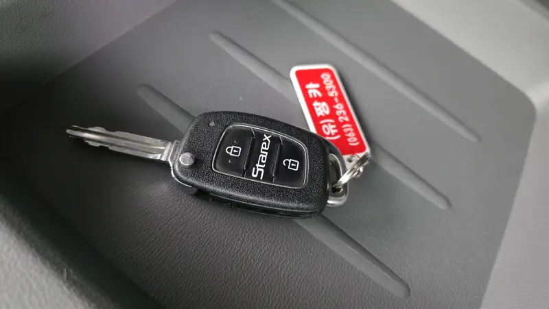 Hyundai Grand Starex