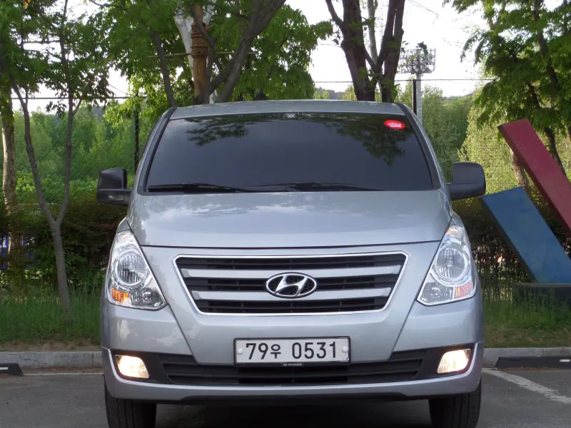 Hyundai Grand Starex