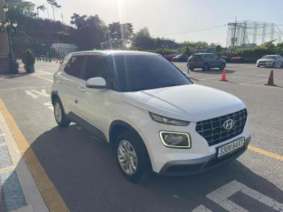 Hyundai Venue
