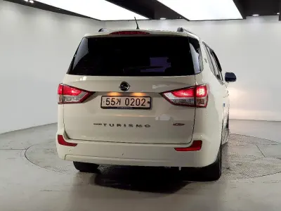 SsangYong Korando Turismo