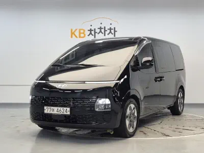 Hyundai Staria