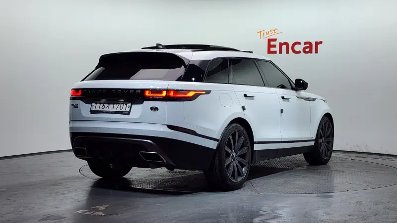 Land Rover RANGE ROVER VELAR