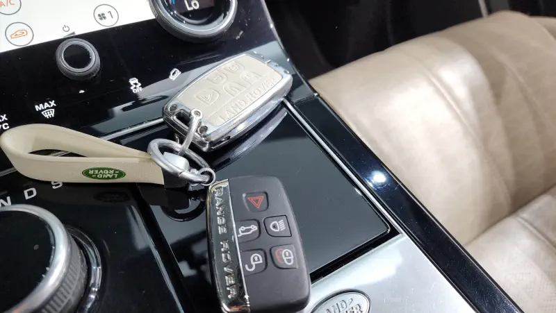 Land Rover RANGE ROVER VELAR