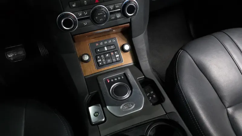 Land Rover DISCOVERY