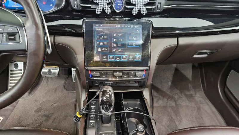 Maserati Quattroporte