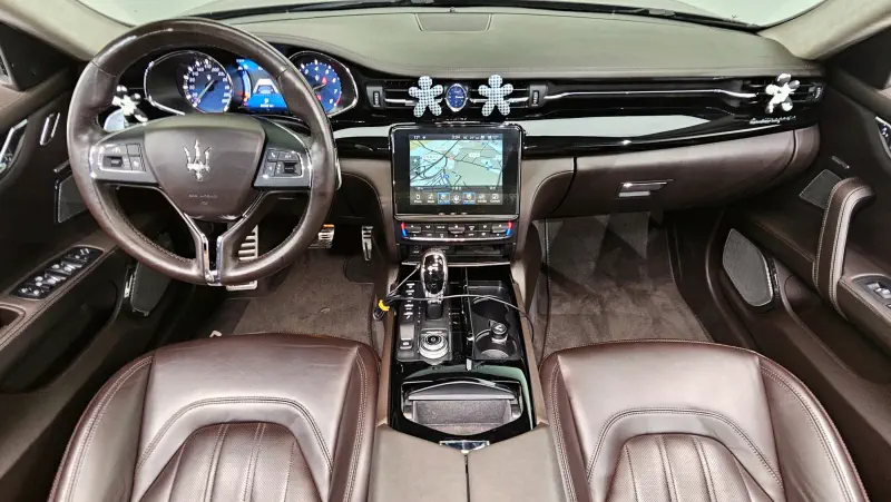 Maserati Quattroporte