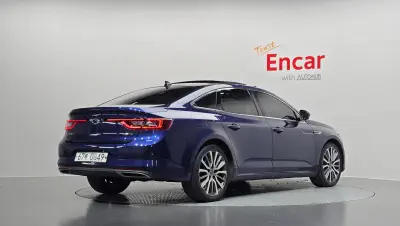 Renault SM6