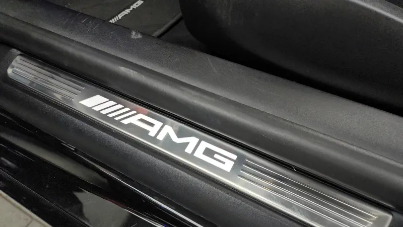 Mercedes-Benz SL-Class
