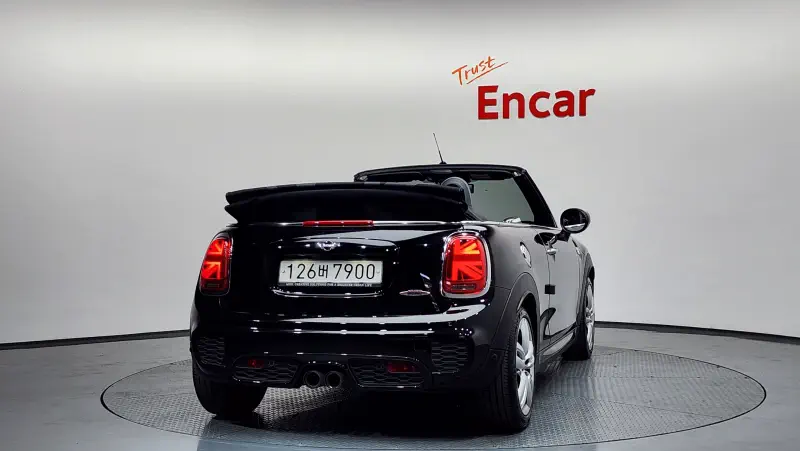 MINI Cabrio