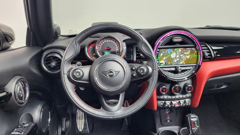 MINI Cabrio