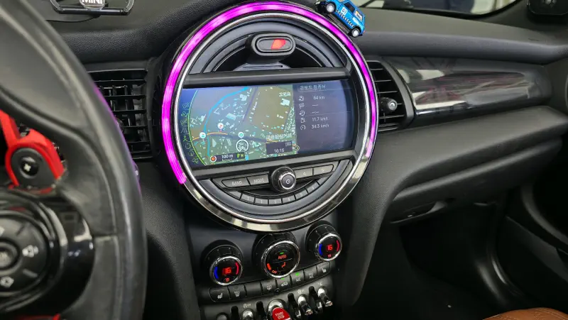 MINI Cooper Convertible