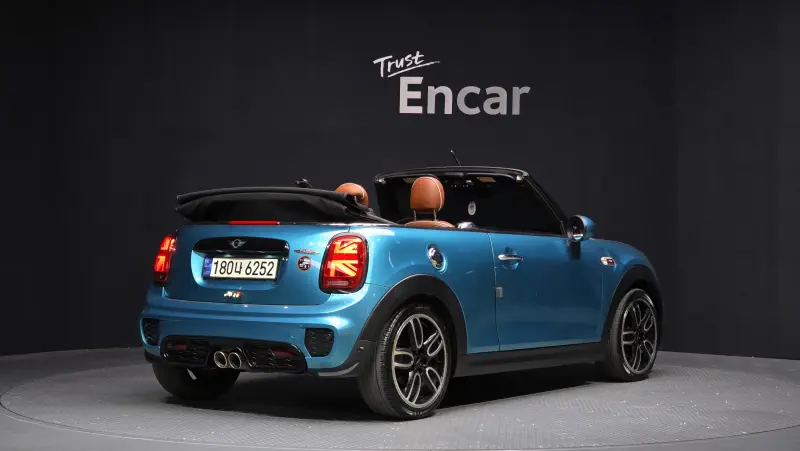 MINI Cooper Convertible