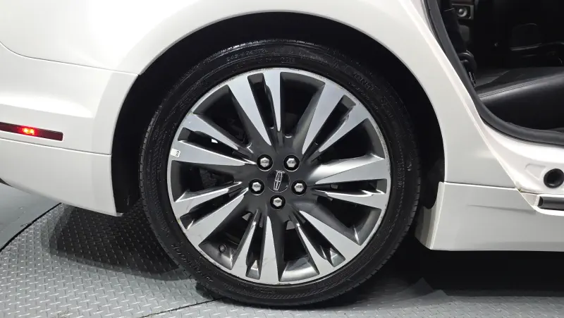 Lincoln MKZ