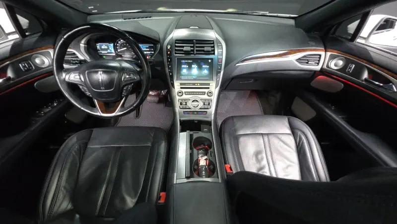 Lincoln MKZ