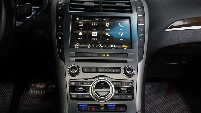 Lincoln MKZ