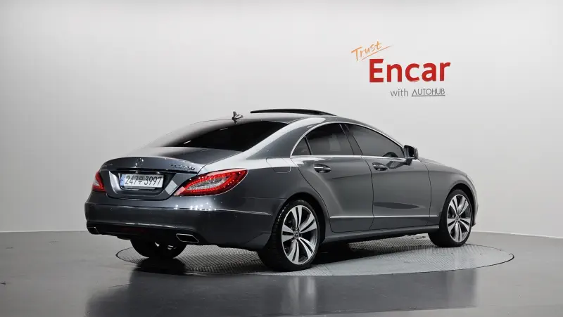 Mercedes-Benz CLS-Class