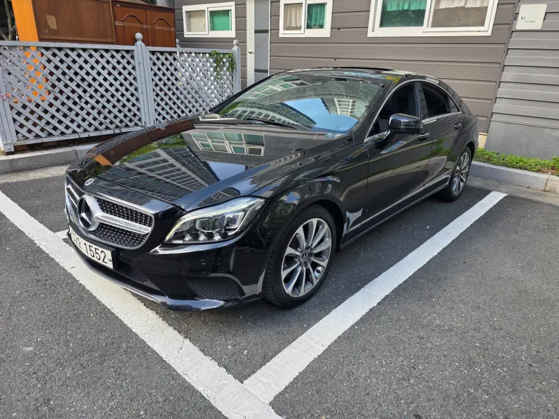 Mercedes-Benz CLS-Class