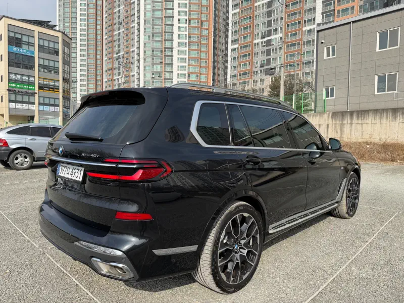 BMW X7