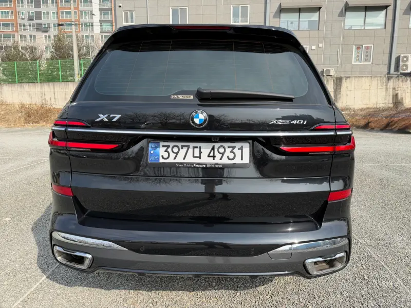 BMW X7