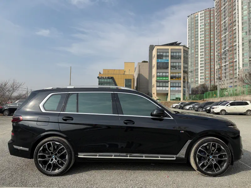 BMW X7