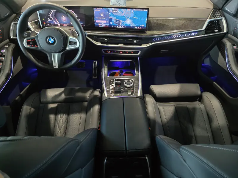 BMW X7
