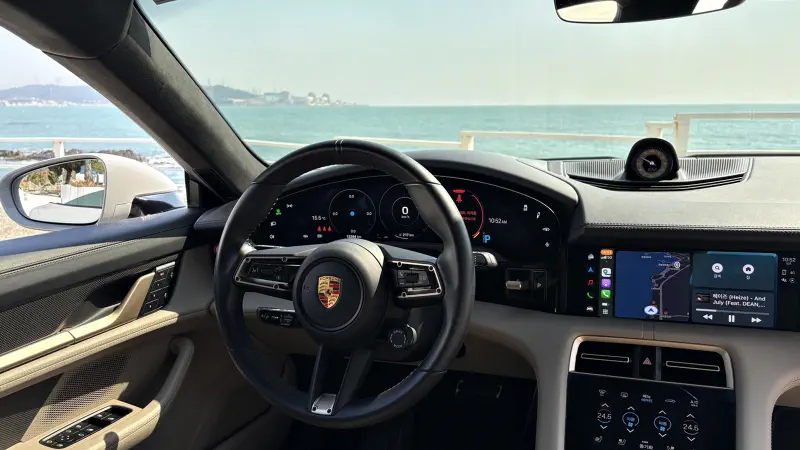Porsche Taycan