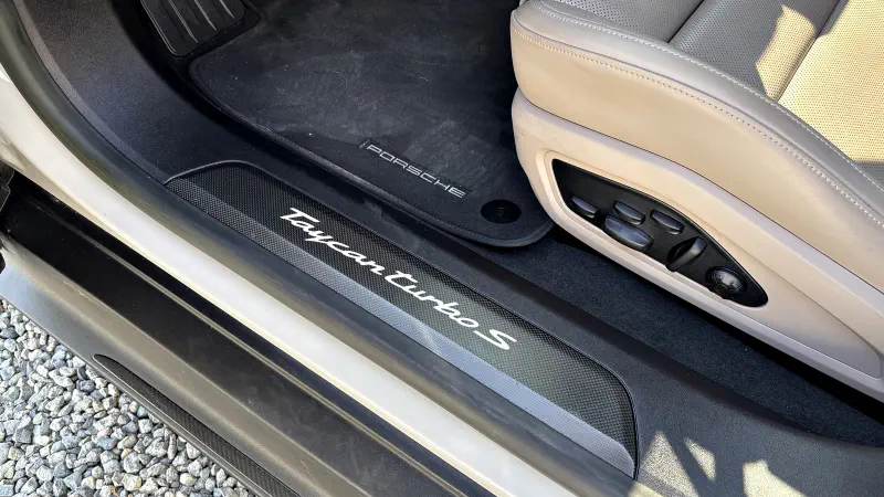 Porsche Taycan