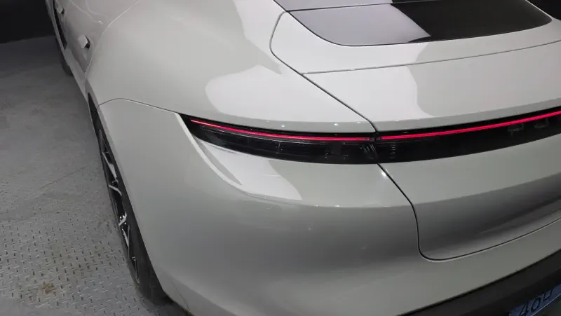 Porsche Taycan