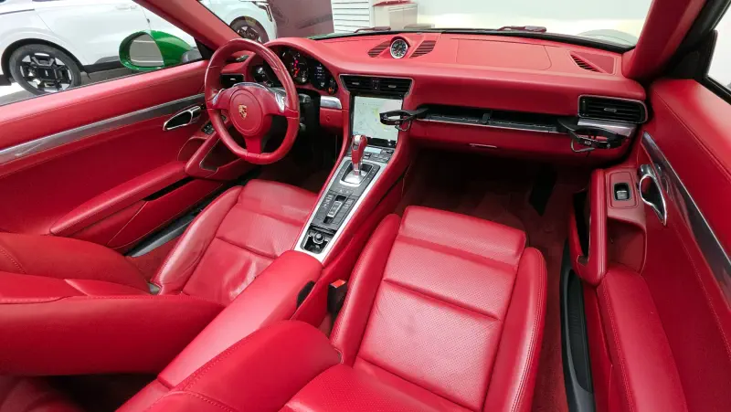 Porsche 911