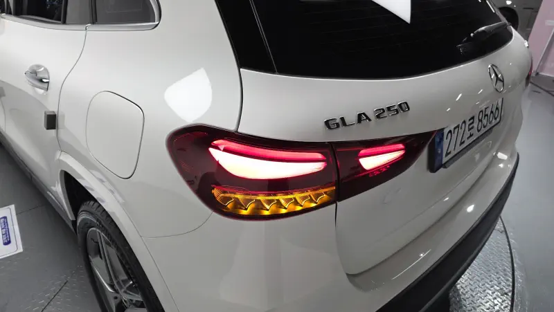 Mercedes-Benz GLA-Class