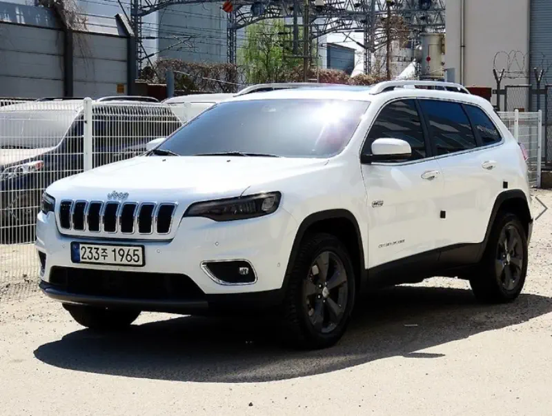 Jeep CHEROKEE