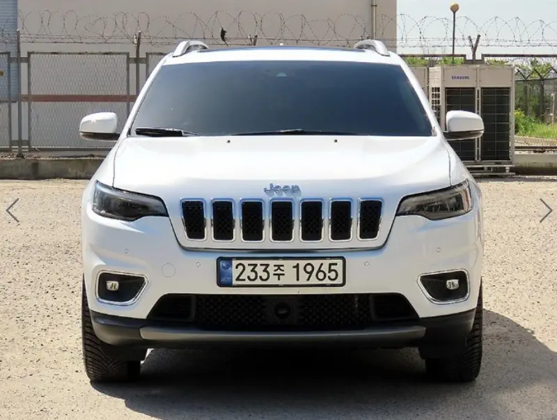Jeep CHEROKEE