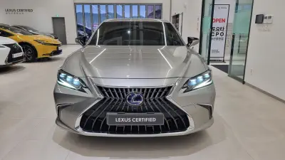 Lexus ES300h