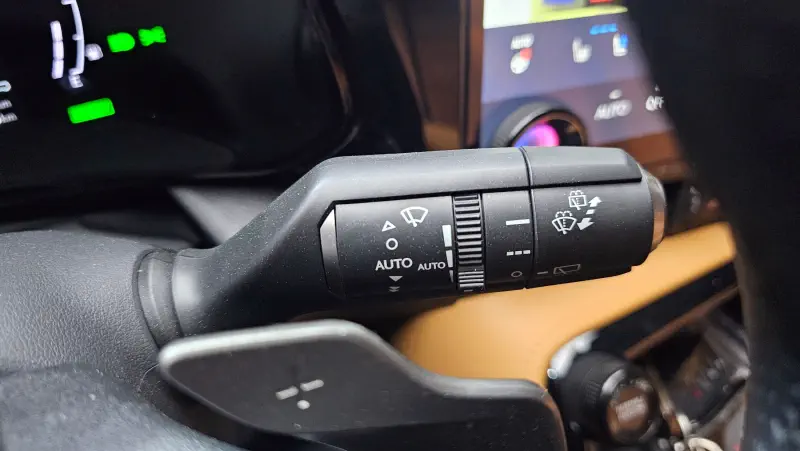Lexus NX450h+