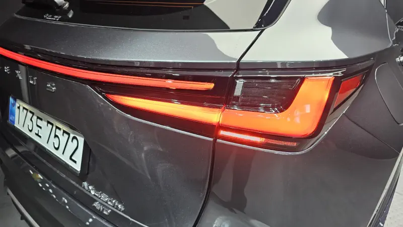 Lexus NX450h+