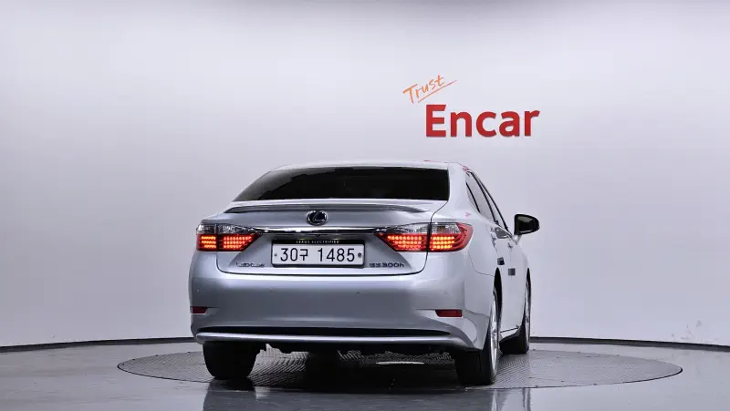 Lexus ES300h