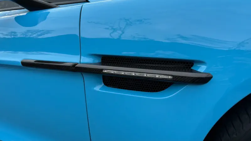 Aston Martin Vanquish