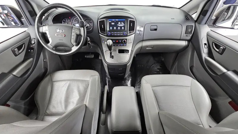 Hyundai Grand Starex