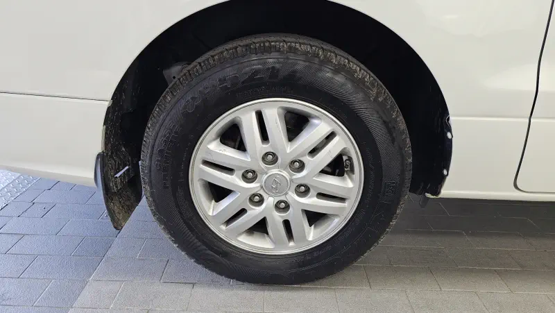 Hyundai Grand Starex