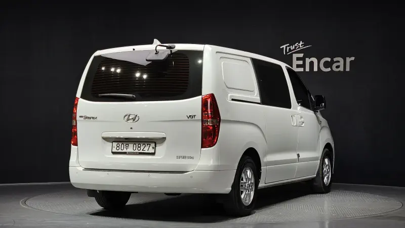 Hyundai Grand Starex